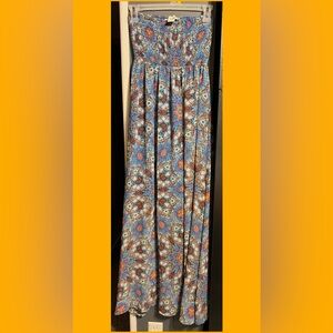 XS Sans Souci Long summer dress.